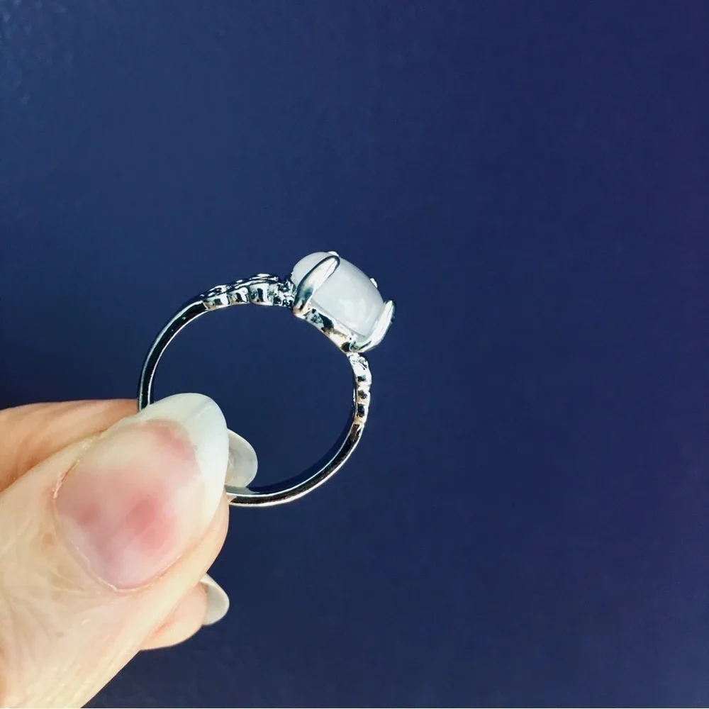 Light Pink Rose Quartz Stone + Silver Fashion Ring